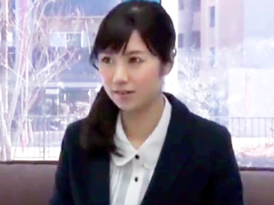 黒髪清楚な美人OLが童貞の筆おろしにチャレンジ♡
