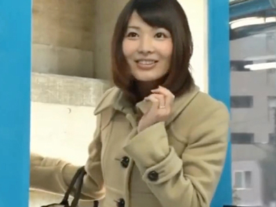 初対面の童貞くんを優しく筆下ろししてくれた人妻さん