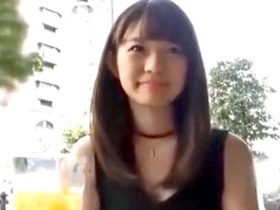 あどけなさの残る大学1年19歳のぐうかわ素人JDに野外でちんぽ差し出してみた結果ｗ